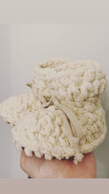 Load image into Gallery viewer, Fleece Slippers - cream  Sparkle