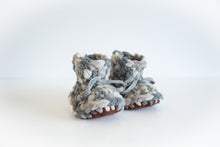 Load image into Gallery viewer, Fleece Slippers - thunderstruck