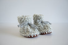Load image into Gallery viewer, Vegan Slippers -  grey stripe