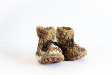Load image into Gallery viewer, Fleece Slippers - sand